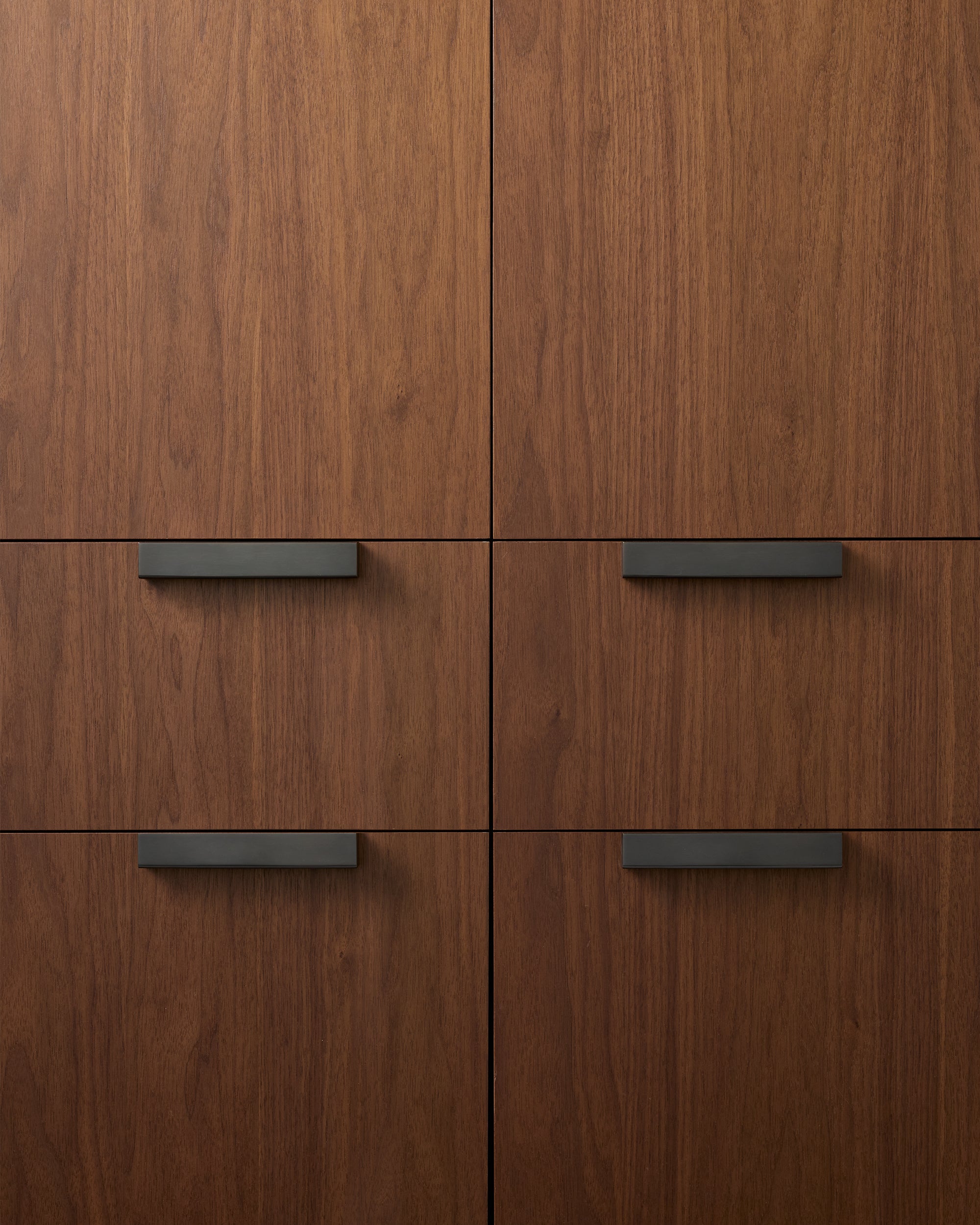 #finish_blackened brass