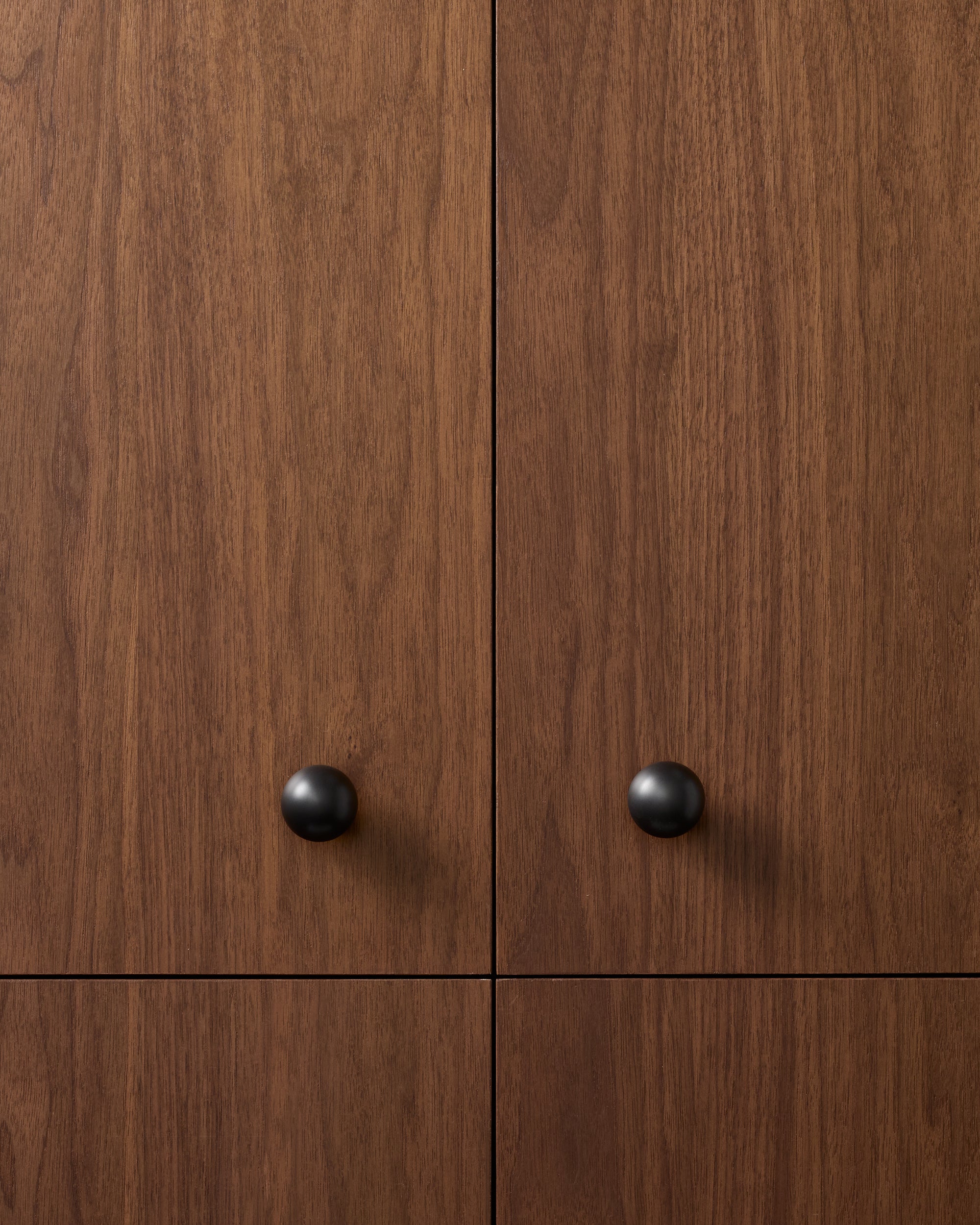 #finish_blackened brass