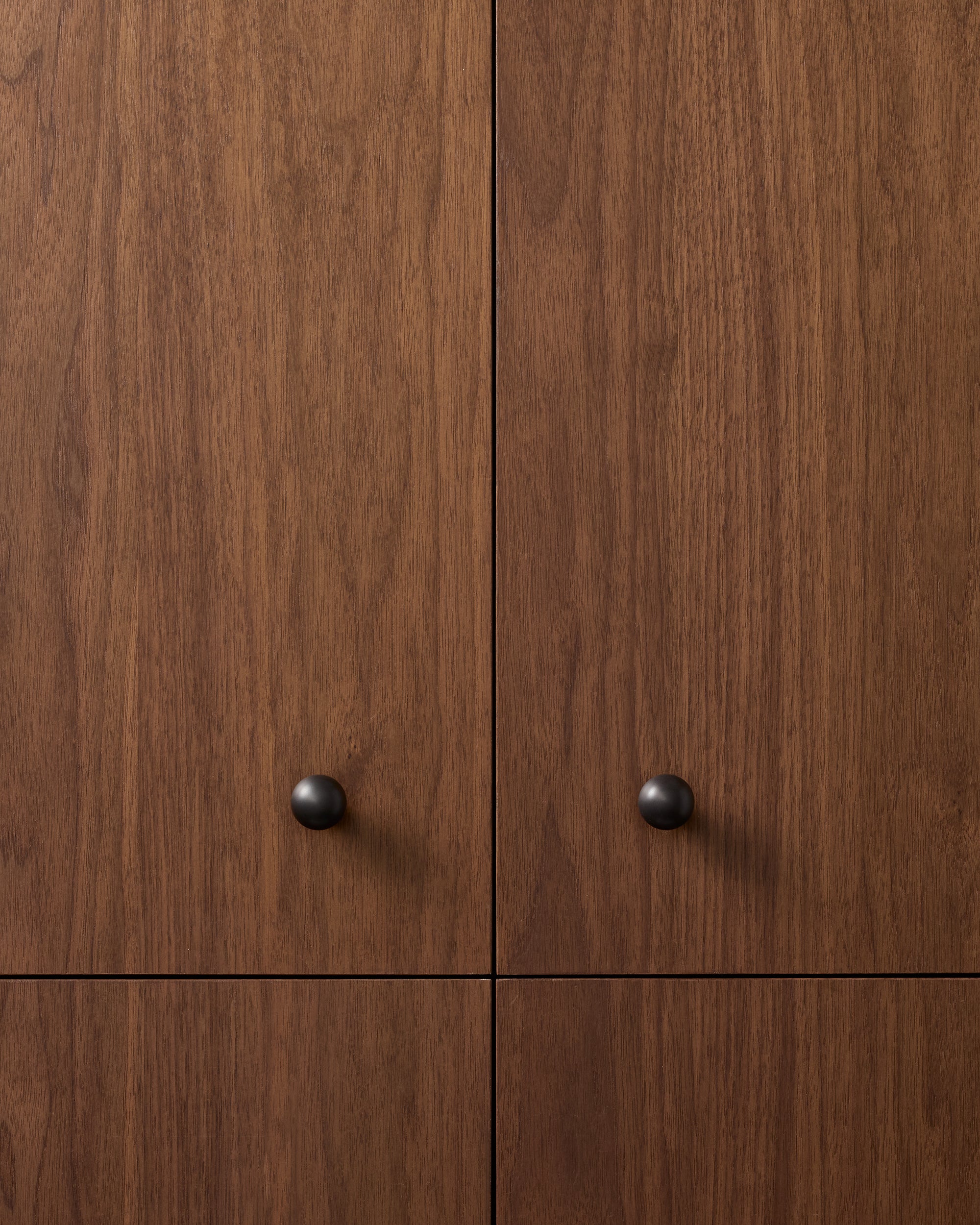 #finish_blackened brass