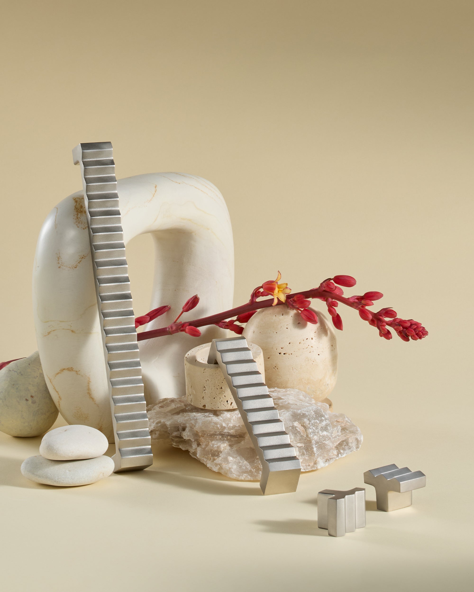 Vallon Cabinet Hardware